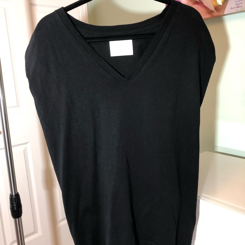 Citizens Of Humanity Black V-Neck Tee